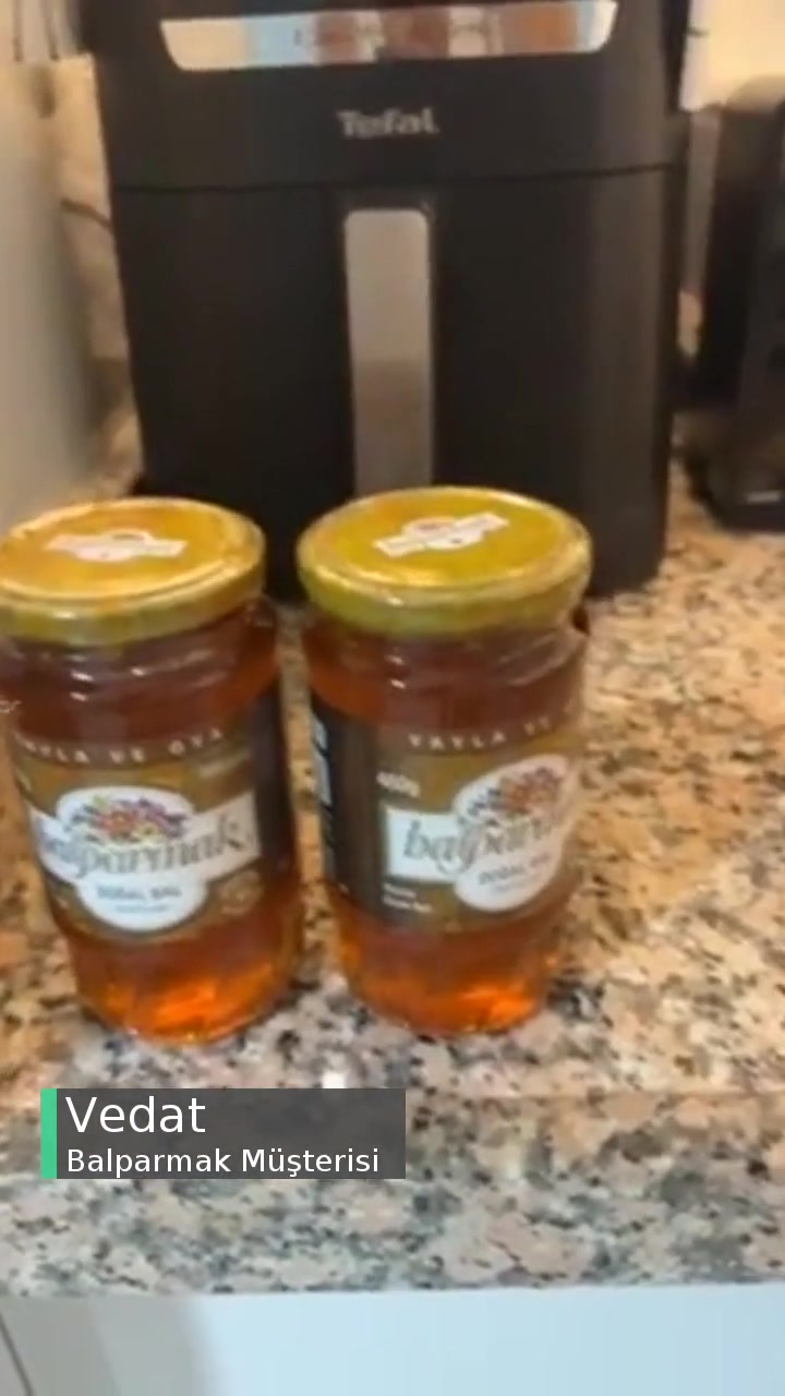 Balparmak Baldaki Sıkıntı! videonun kapak resmi