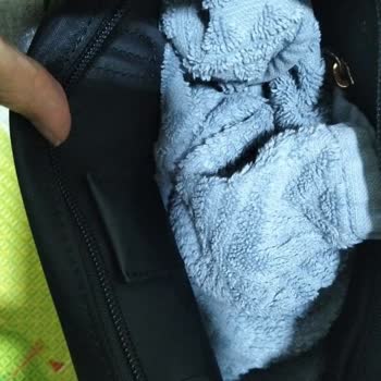 Aldığım Çantadan Eski Havlu Çıktı Boynerde Sürekli Sorun Yaşıyorum