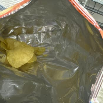 Lays Cips Paketinden Saç Kılı Çıkması Güvenimi Zedeledi