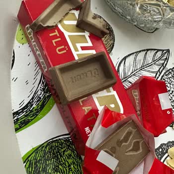 Aldığım Çikolatada Tekrar Eden Beyaz Tabaka Sorunu Moralimi Bozdu