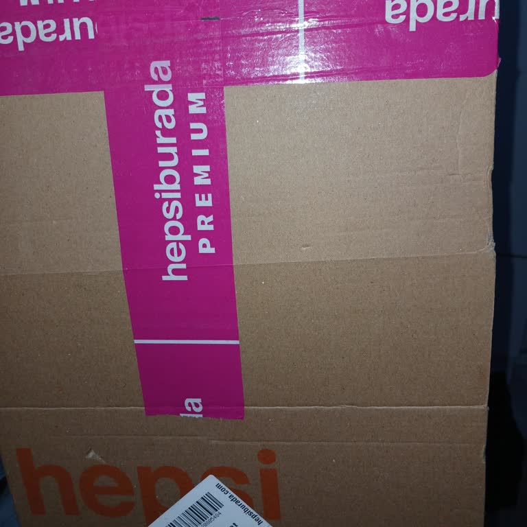 Etiket Fiyatından Yüksek Fiyata Satılan Ceket Mağduriyeti