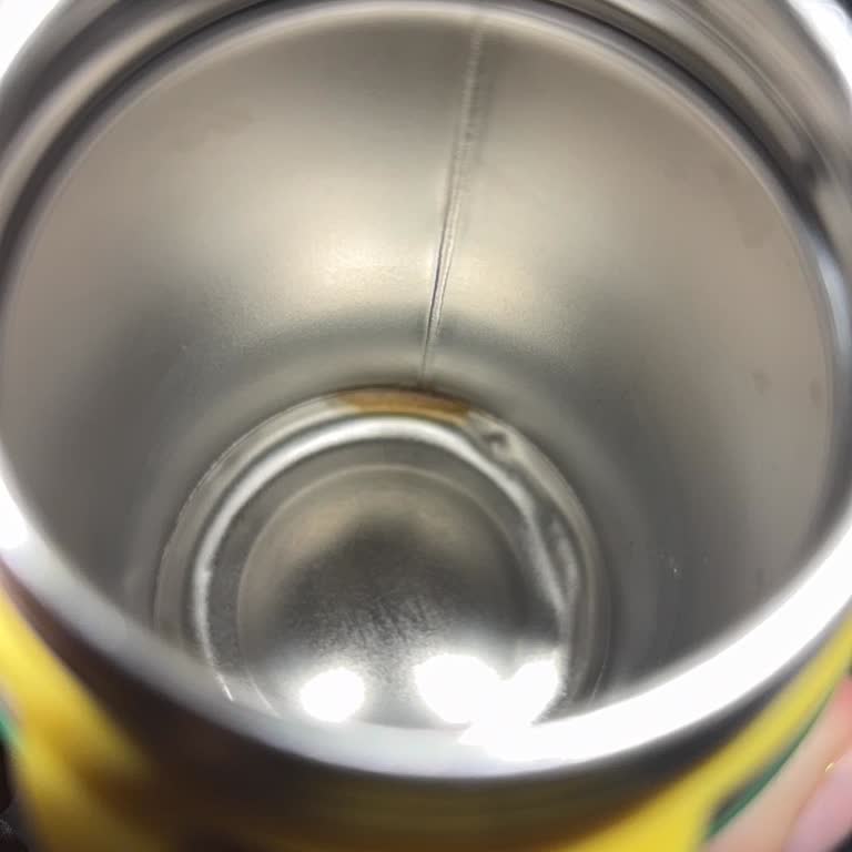 Paslanmaz Termos Kısa Sürede Paslandı, Suyun Tadı Ve Kokusu Bozuldu