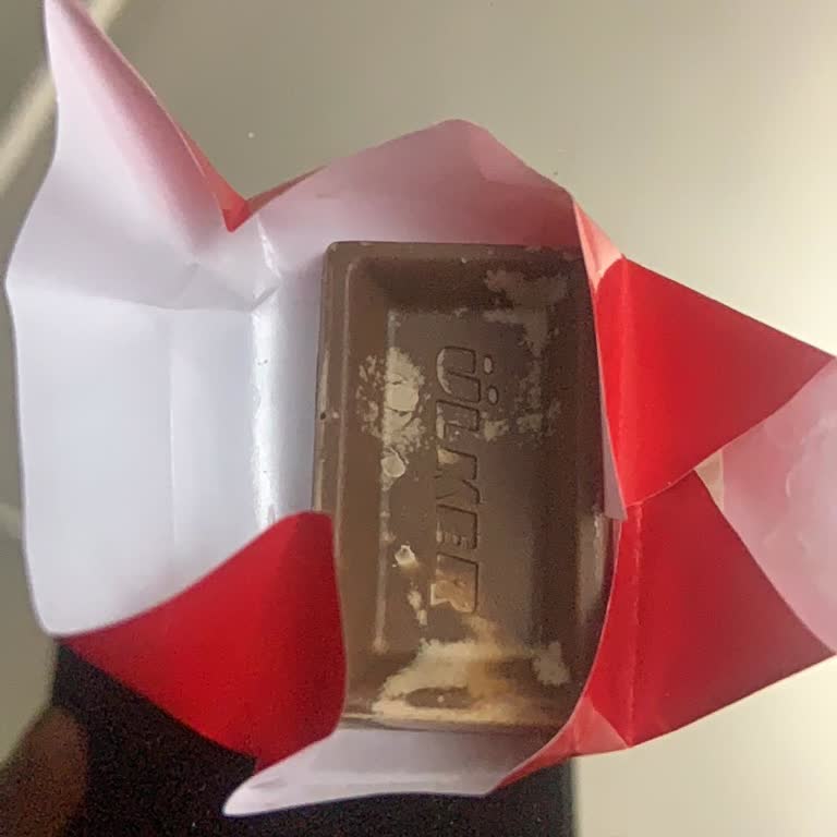 Aldığım Çikolatanın Tadı Ve Rengi Farklı Çıktı Tüketemedim