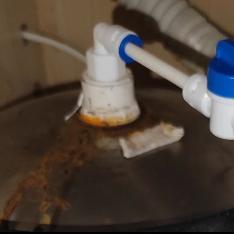 Çelik Tank Vaadiyle Alınan Su Arıtma Cihazında Demir Tank Mağduriyeti