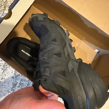 Intersport Siparişim Kullanılmış ve Etiketsiz Geldi Orijinalliğinden Şüpheliyim