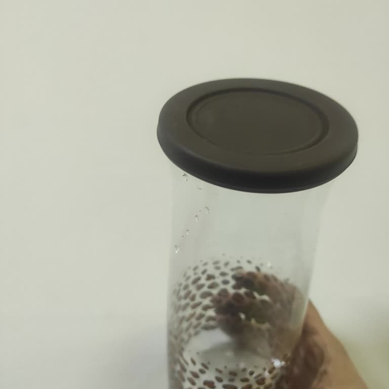 Lav Cam Su Şişelerinde Yoğun Koku Ve Tat Sorunu, Ürün Değişimi Talebi