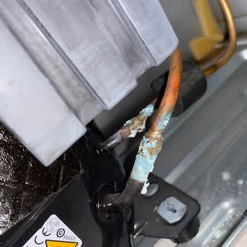 Arçelik Buzdolabında Sürekli Ses Ve Oksitlenme Sorunu Çözülmüyor