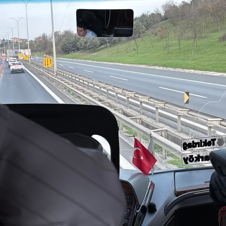 Yüksek Sesli Müzik Ve Ulaşılamayan Müşteri Hizmetleri Yolculuğu Zehir Etti