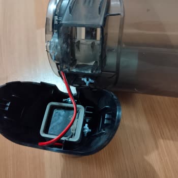 Arnica Solara Dik Süpürgenin Kırılan Parçası İçin Garanti Dışı Bırakılması Ve Mağduriyet