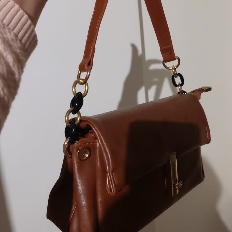 Sipariş Ettiğim Çanta Görseldekiyle Aynı Değil, Eksik Ve Farklı Gönderildi