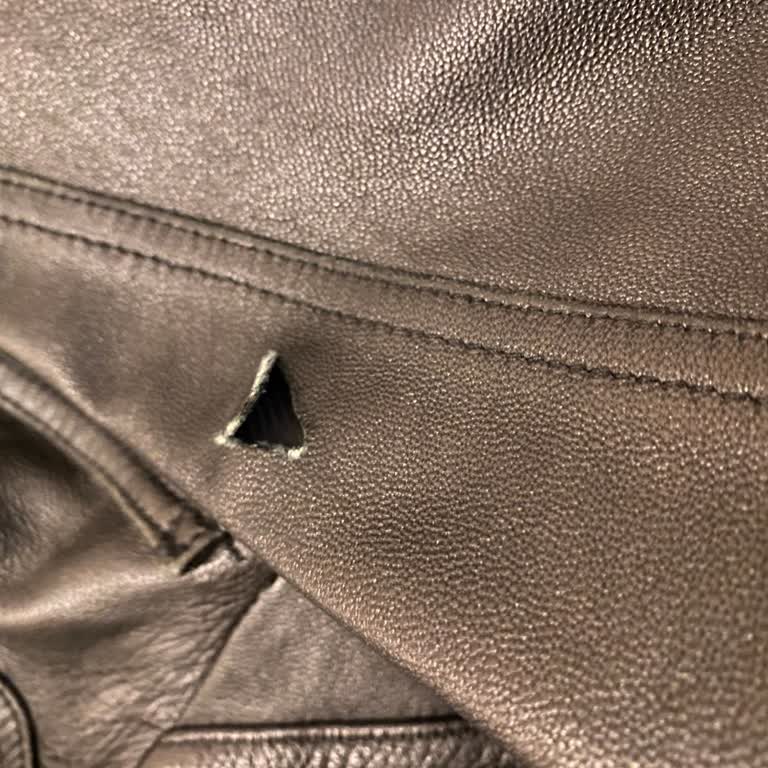 Hasarlı Ürün Ve İlgisiz Müşteri Hizmetleri Nedeniyle Mağduriyet Yaşıyorum