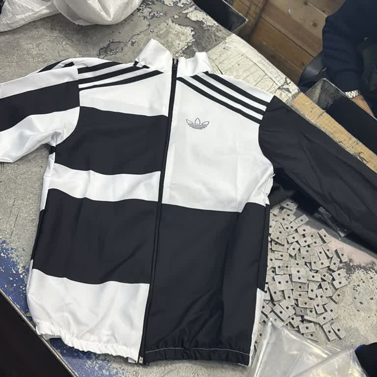 Aldığım Ceket Görseldekiyle Uyuşmuyor, İade Talebim Reddedildi