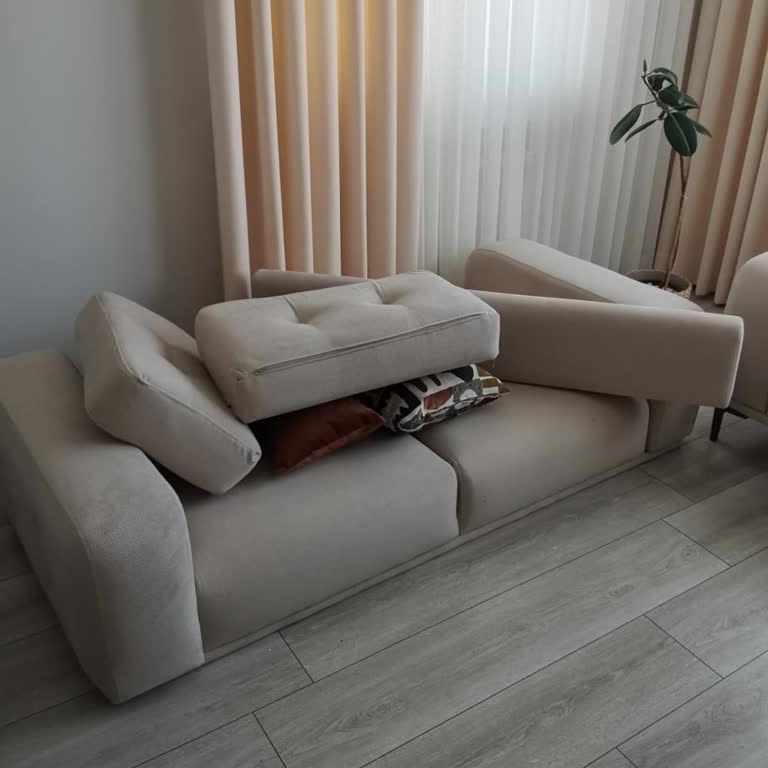 Eksik Parça Ve Servis Gecikmesi Nedeniyle Kullanılamayan Koltuklar