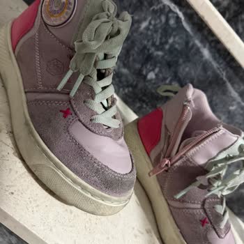 Fermuar Sorunu Nedeniyle Kullanılamayan Çocuk Ayakkabısı Ve Olumsuz Mağaza Desteği