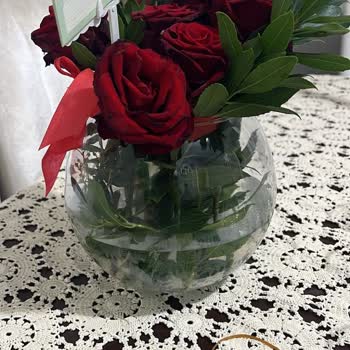 Sipariş Edilen Çiçek Aranjmanının Eksik Ve Özensiz Teslimatı İle Yetersiz Telafi