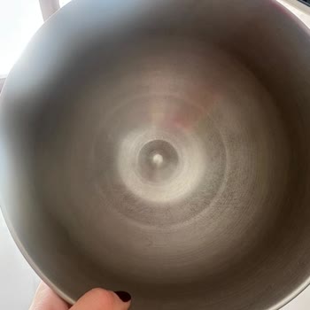 Yeni Alınan Schafer Mikserin Yedek Yoğurma Kabı İlk Kullanımda Soyuldu