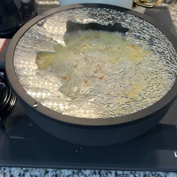 Patlayan Cam Kapak Ve Yetersiz Müşteri Hizmeti Nedeniyle Mağduriyet