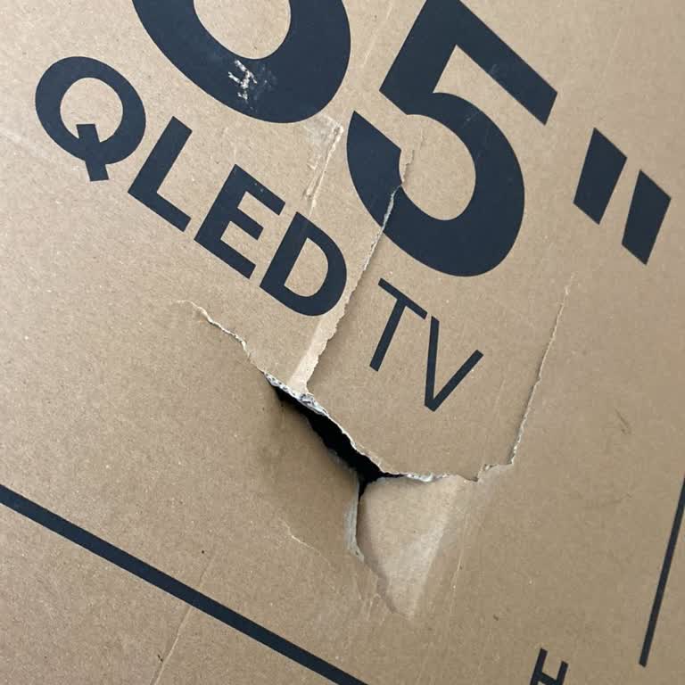 Hasarlı Ürün Teslimatı Ve Yanıltıcı Teslimat Kaydı Nedeniyle Para İadesi Talebi