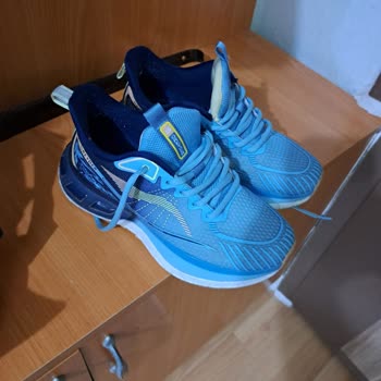 Kısa Sürede Yırtılan Ayakkabıya Ret Ve İlgisiz Yaklaşım