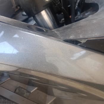 Yetkili Servis Sorumluluk Almadı, Parça Kırıkları Mağduriyet Yarattı