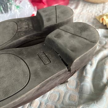 Kısa Sürede Tabanı Yarılmış Ayakkabı İçin Değişim Veya İade Talebi