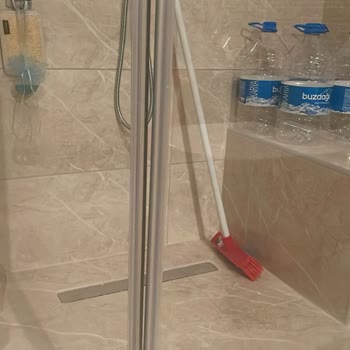 Duşakabin Kapısı Hatalı Montaj Ve İletişimsizlik Nedeniyle Mağduriyet