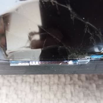 Kırık Televizyonumun Değişimi İçin Günlerdir Bekletiliyorum