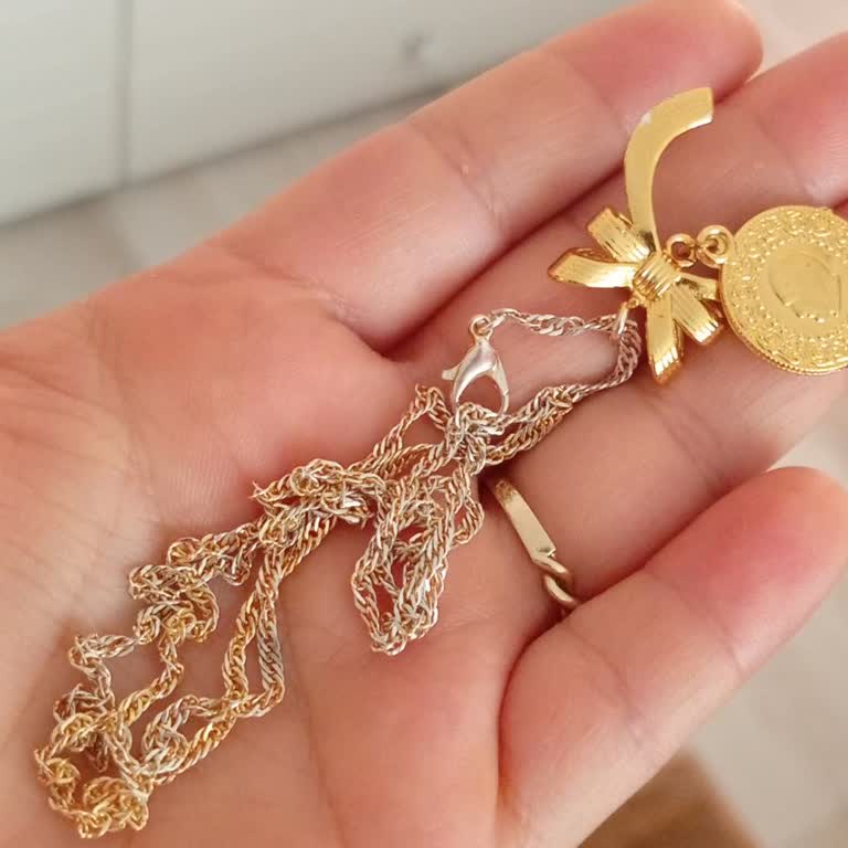 Yanlış Ürün Gönderimi Ve Kolyenin Kısa Sürede Kararması Mağduriyeti