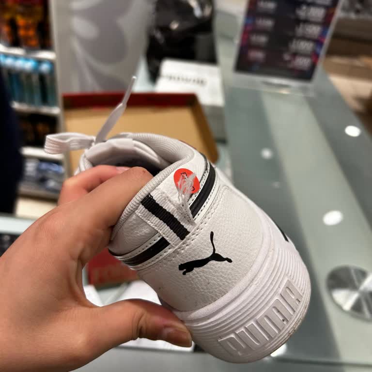 Kısa Sürede Deforme Olan Ayakkabı İçin Destek Ve Çözüm Sunulmadı