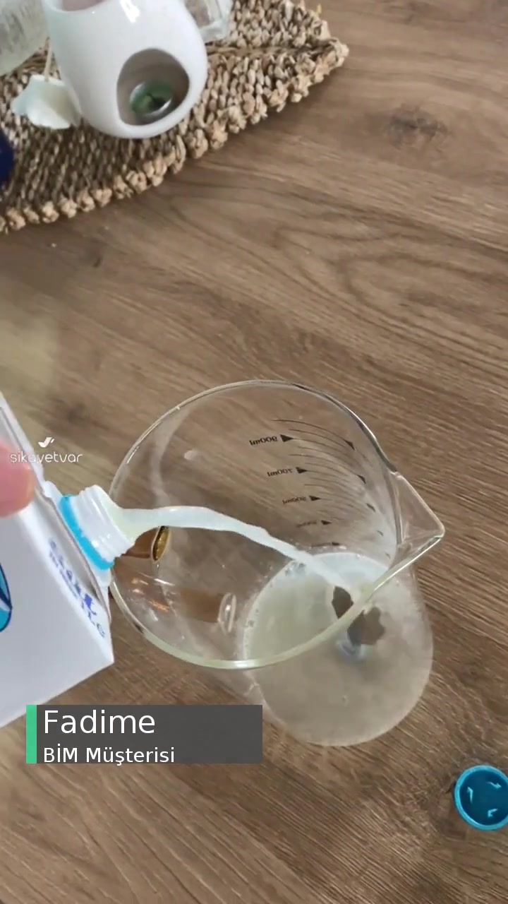 BİM Mağazasından Almış Olduğum Bozuk Süt videonun kapak resmi