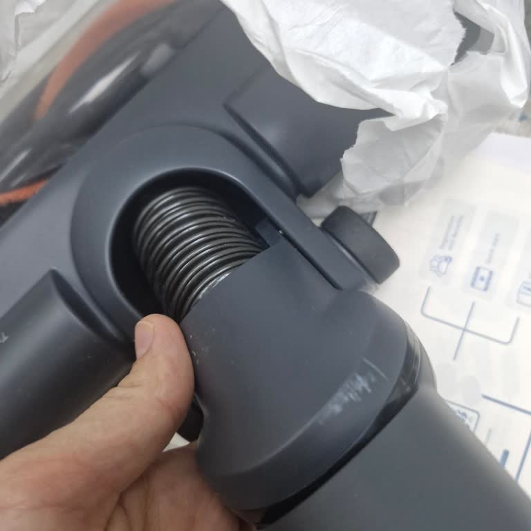 Kapalı Kutudan Çizik Çıkan Süpürge Başlığı İçin Mağduriyet Ve Çözüm Talebi