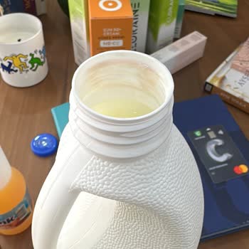 Aldığım Ayranda Üretim Hatası Ve İlgisiz Müşteri Hizmeti Hayal Kırıklığı Yarattı