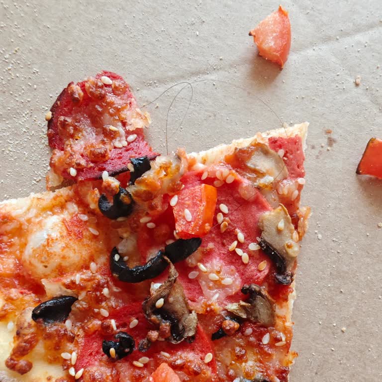 Dominos Pizzamdan Kıl Çıktı Hijyen Konusunda Hayal Kırıklığı Yaşadım