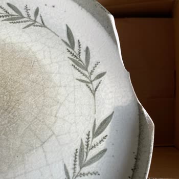 Yanlış Ve Kırık Porselen Takım Teslim Edildi Mağaza Çözüm Sunmuyor