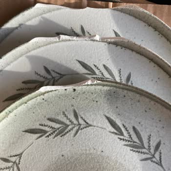 Yanlış Ve Kırık Porselen Takım Teslim Edildi Mağaza Çözüm Sunmuyor