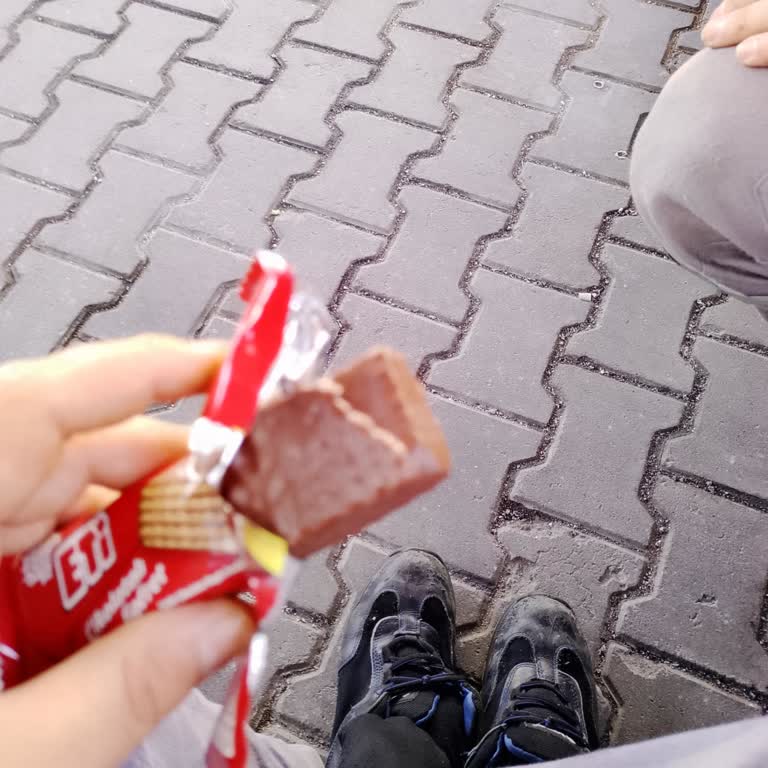 Aldığım Eti Çikolatalı Gofretin Şekil Bozuk Çıkması Hayal Kırıklığı Yarattı