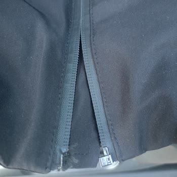 Jack & Jones Yeni Alınan Montun Fermuarı İlk Kullanımda Kırıldı Mağaza Çözüm Sunmadı