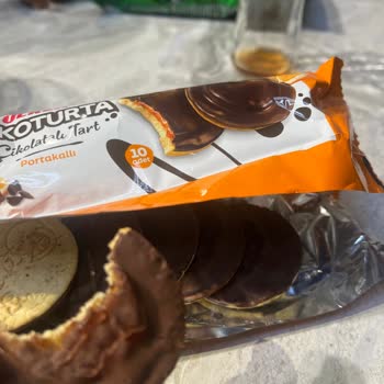 Aldığım Tatlıdan Kıl Çıkması Hijyen Endişesi Yarattı