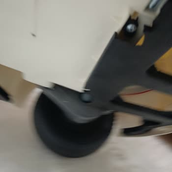 Kırık Gelen Akülü Araba Ve İade Sürecinde Yaşanan Mağduriyet