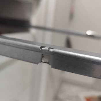 Çekmece Rayındaki Plastik Parça Kırıldı, Çözüm Bekliyorum