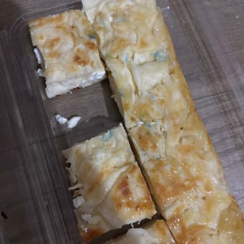 Küflü Su Böreği Ve Yetersiz Müşteri Hizmeti