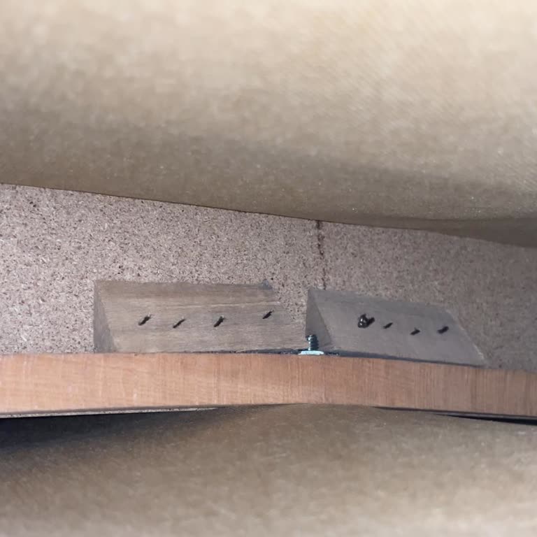 Kelebek Mobilya Kanepede Kısa Sürede Çökme Ve Kırılma Yaşadım