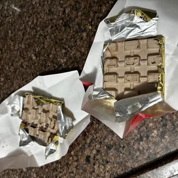 Ülker Bol Sütlü Kare Çikolata'da Tekrarlayan Beyazlama Ve Bayatlama Sorunu