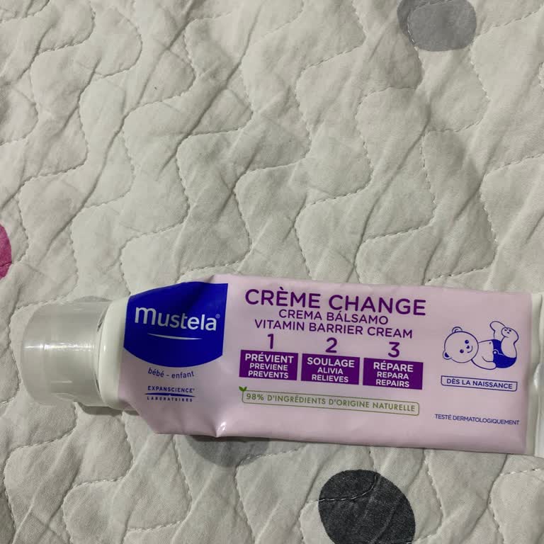 Mustela Pişik Kremi Bebeğimde Cilt Sorunlarına Yol Açtı