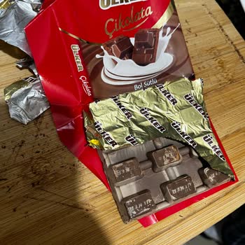 Aldığım Ülker Çikolatalar Bozuk Çıktı, Tüm Ürünleri İmha Ettim