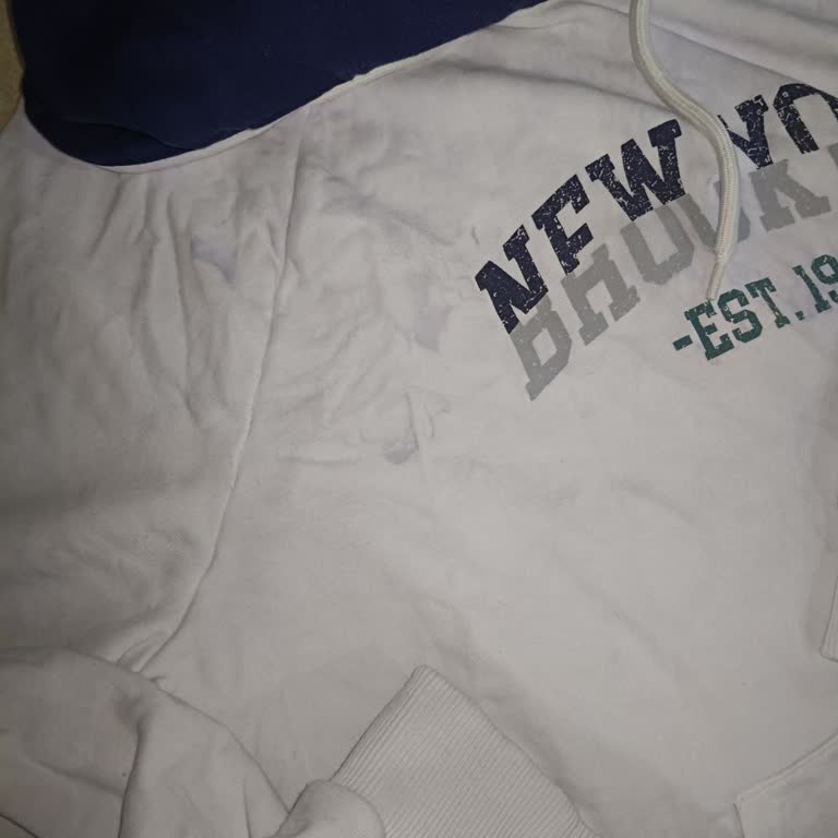 İlk Yıkamada Boya Akıtan Sweat İçin Değişim Ve İade Talebim Reddedildi