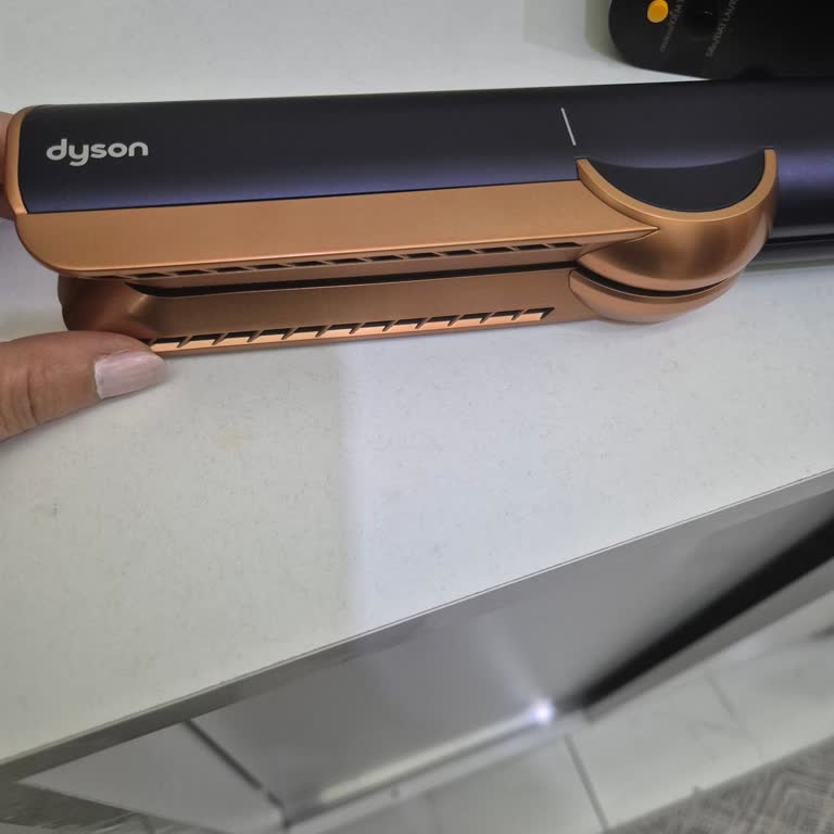 Dyson Airstrait Kutusundan Saklama Çantası Çıkmadı, Mağduriyet Yaşıyorum