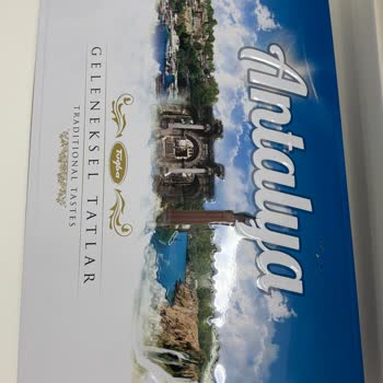 Tuğba Kuruyemiş Aldığım Lokumun İçinden Kurt Çıkması Nedeniyle Yaşadığım Hijyen Ve Sağlık Sorunu