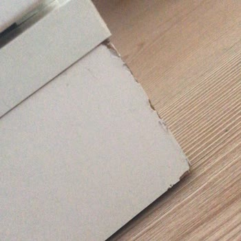 Özşahin Mobilya Yüksek Tutarla Aldığım Yatak Odası Takımında Eksik Ve Kusurlu Ürünler!