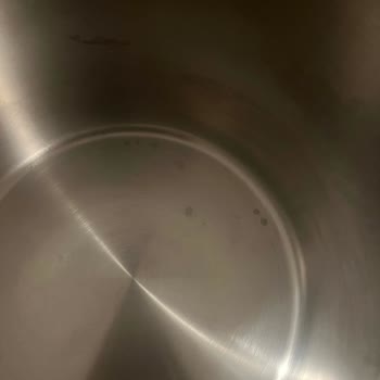 İlk Kullanımda Lekelenen Düdüklü Tencere İçin Ürün Değişim Talebi